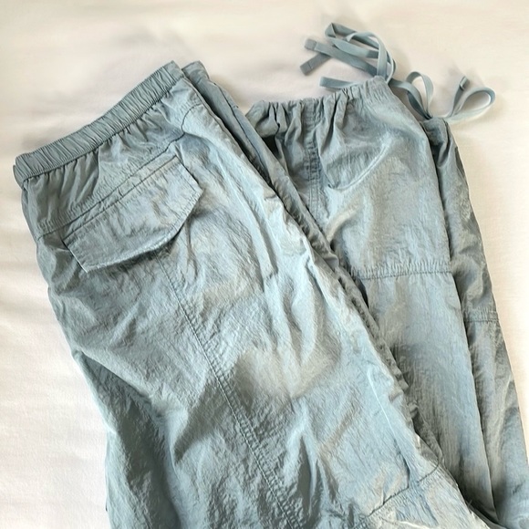 Cotton Candy LA Parachute Pants | Size M | Metallic dusty blue - Picture 4 of 5